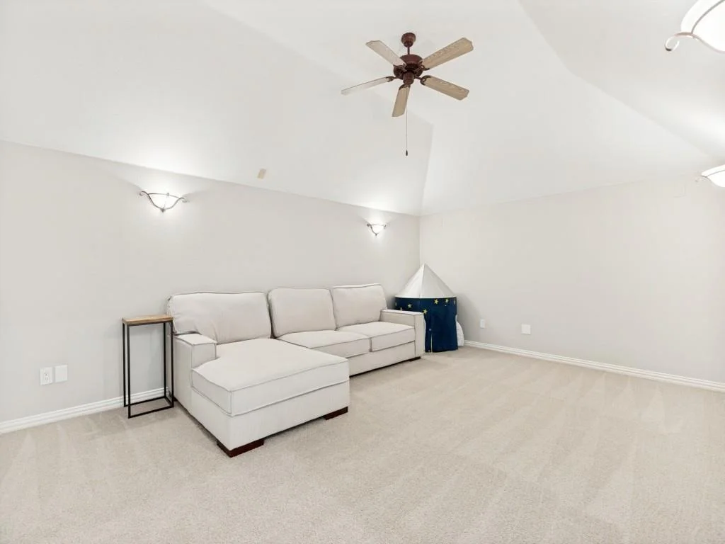 Photo of 1001 Thornapple Drive