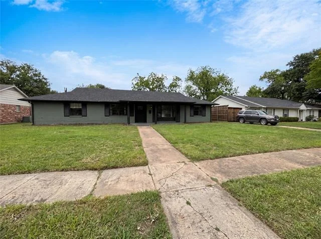 Photo of 3255 Whitehall Drive