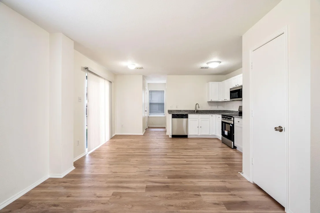 Photo of 1626 White Oak Road
