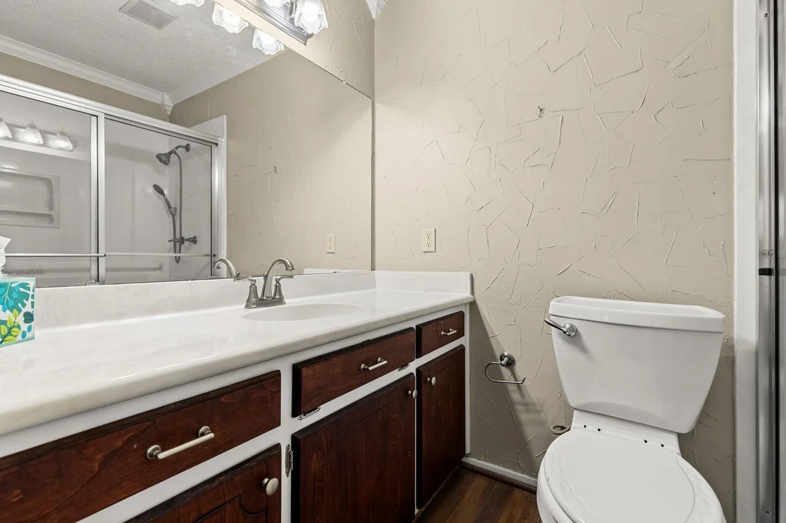 Photo of 7100 Canterbury Drive