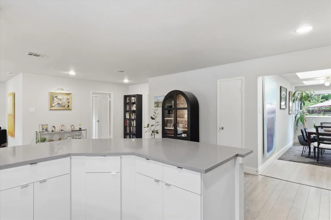 Photo of 306 W Northgate Drive
