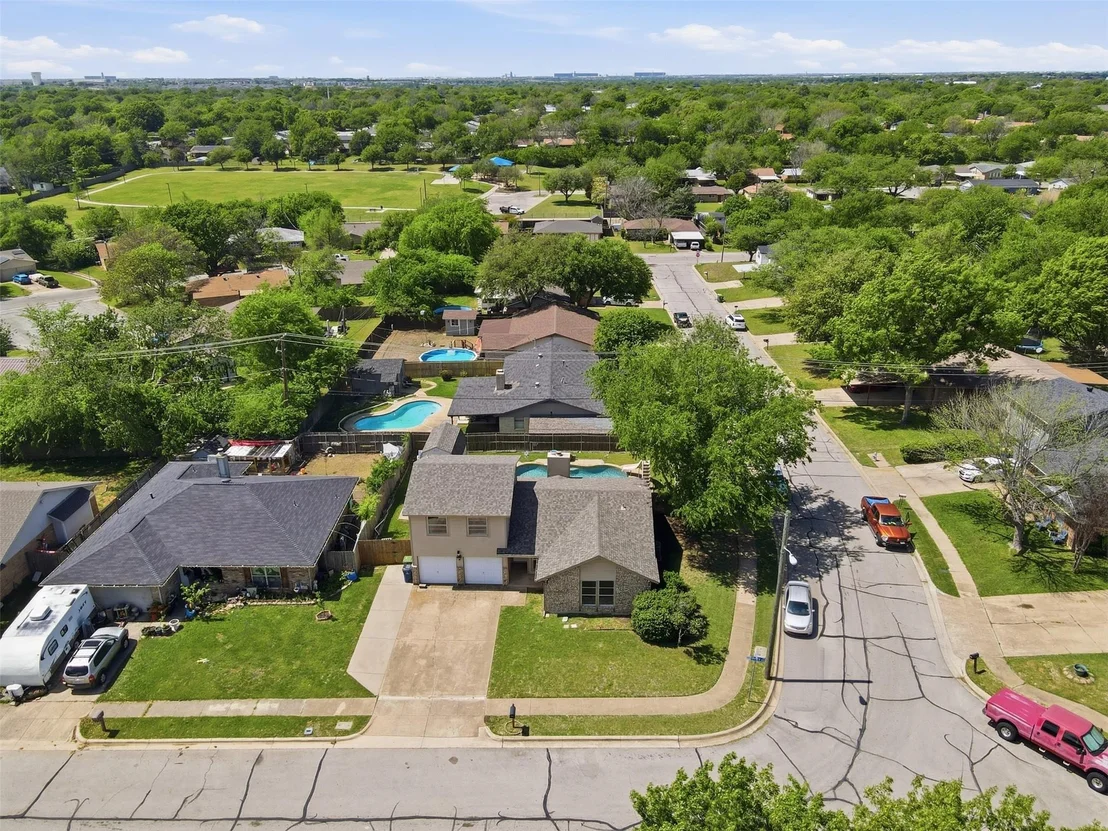 Photo of 6021 Dusty Road