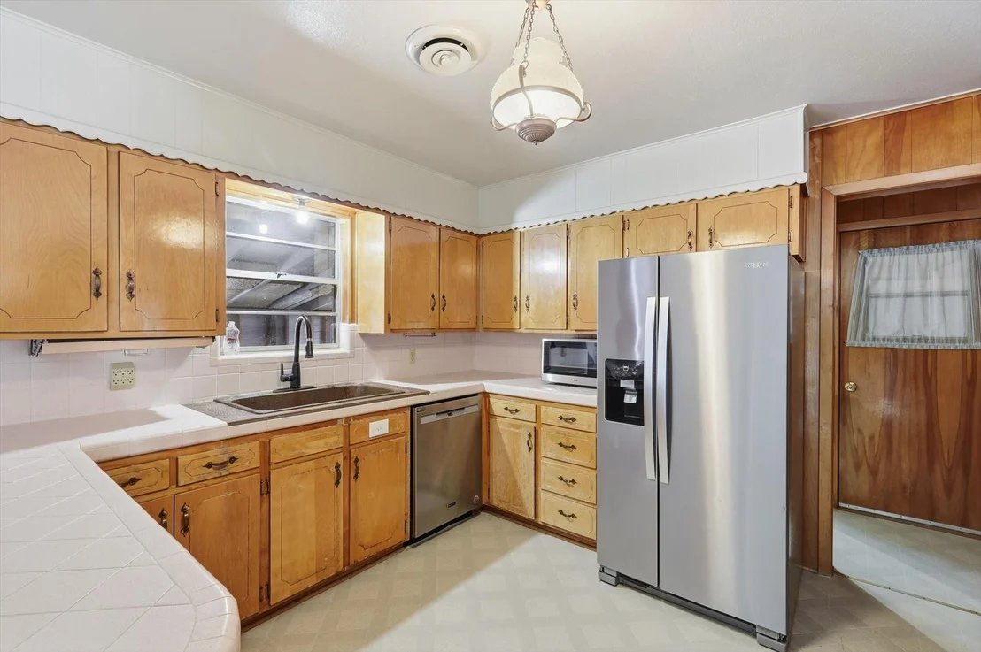 Photo of 107 N 7th Street