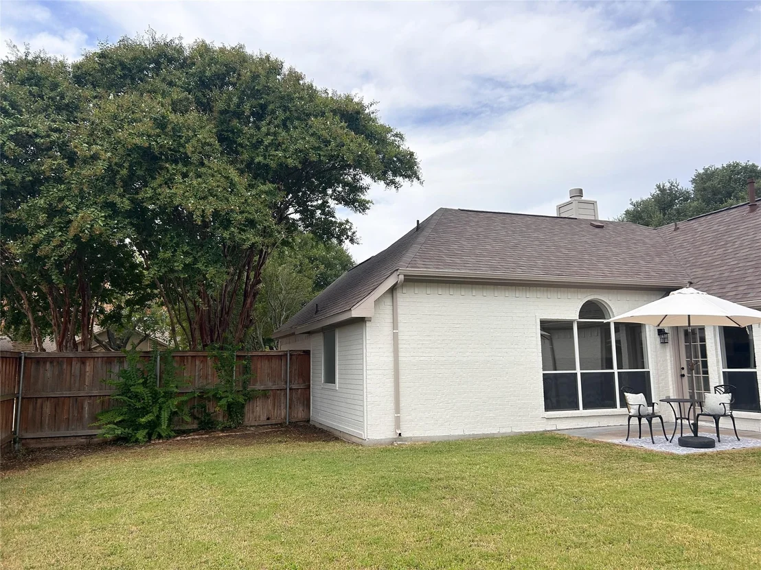 Photo of 6608 Macintosh Drive