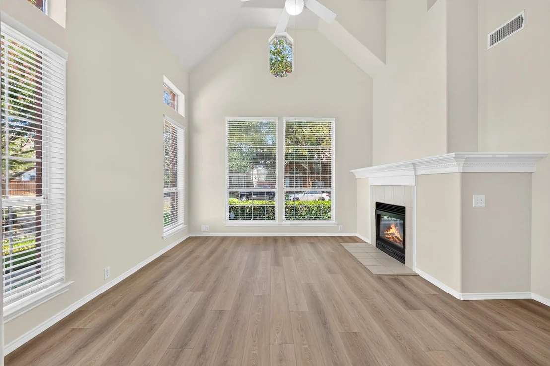 Photo of 6883 Winston Drive