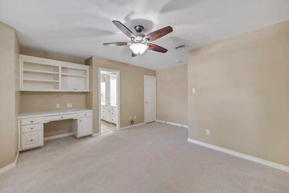 Photo of 17820 Oak Forest Drive