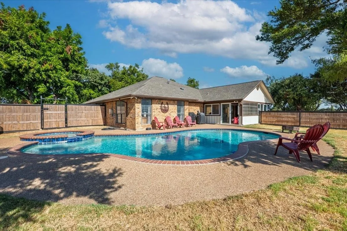 Photo of 820 Walker Lane