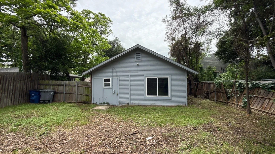 Photo of 2611 Pine Street