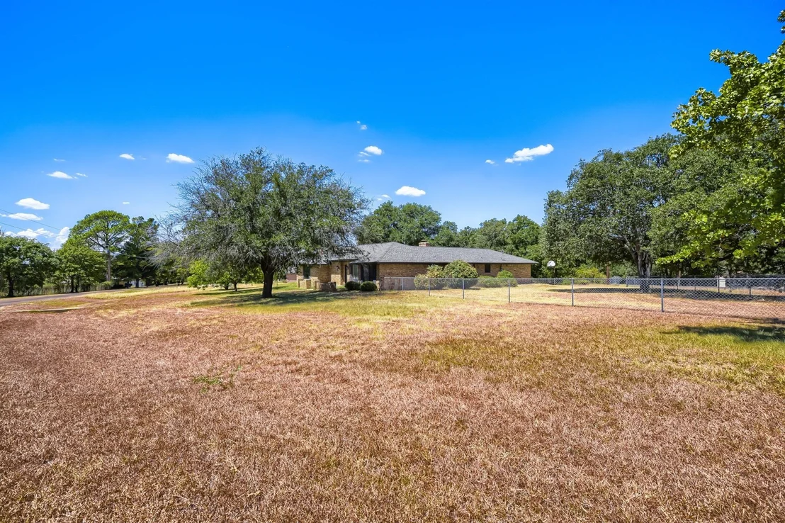 Photo of 2185 Jana Lane