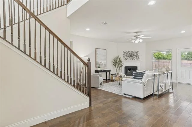Photo of 1136 Hidden Lakes Way