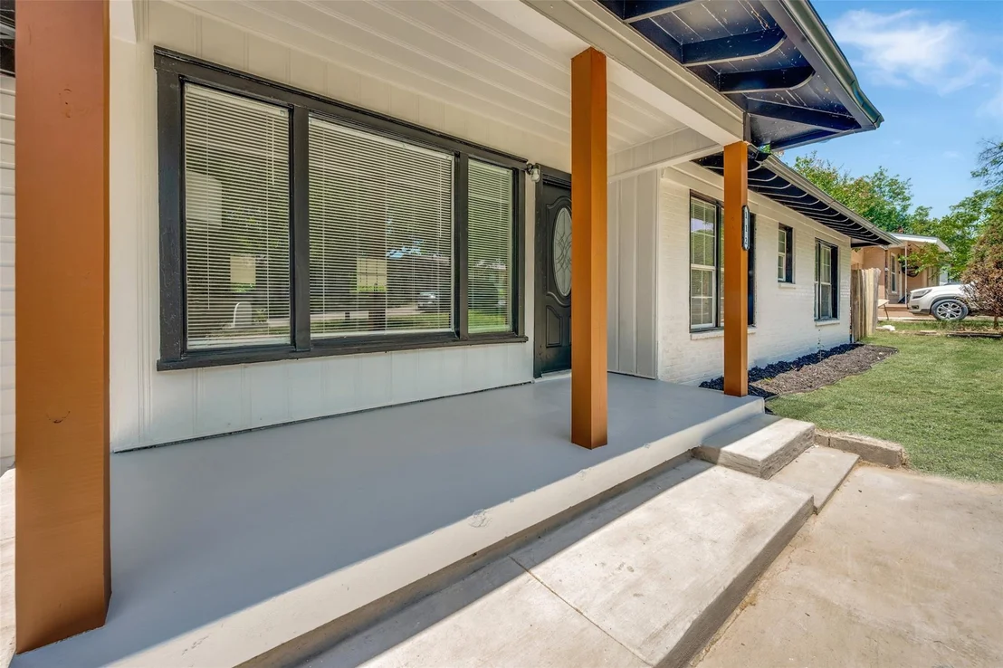 Photo of 112 Oriole Drive