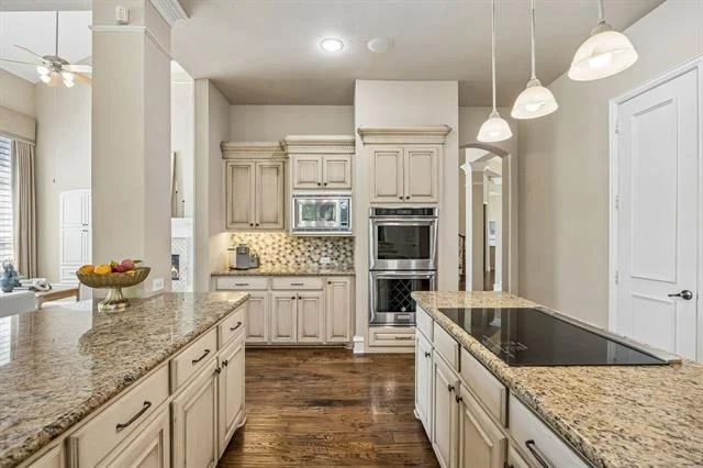 Photo of 515 Bastrop Road