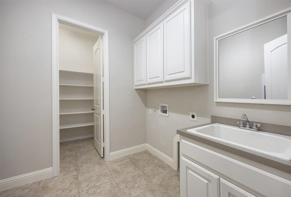 Photo of 1336 Grassland Drive