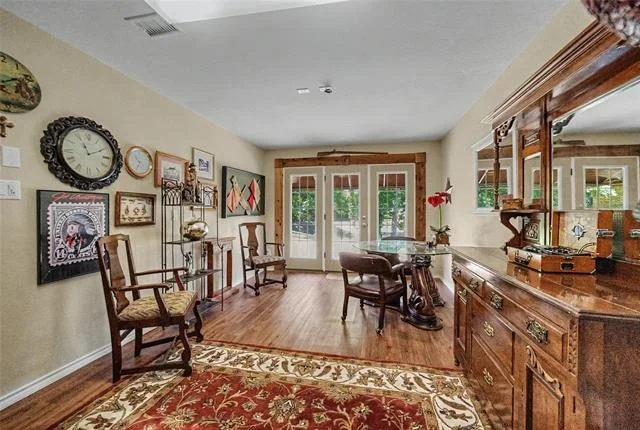 Photo of 127 Cedar Bluff Court