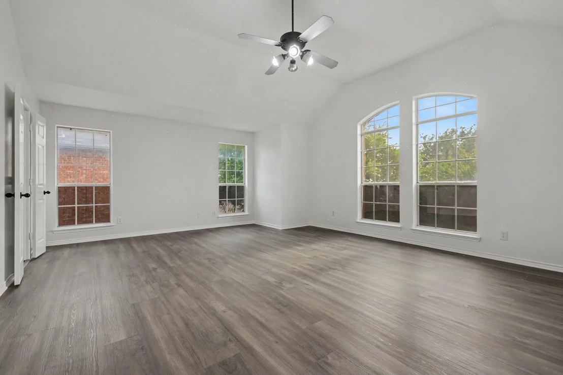 Photo of 2406 Manchester Drive