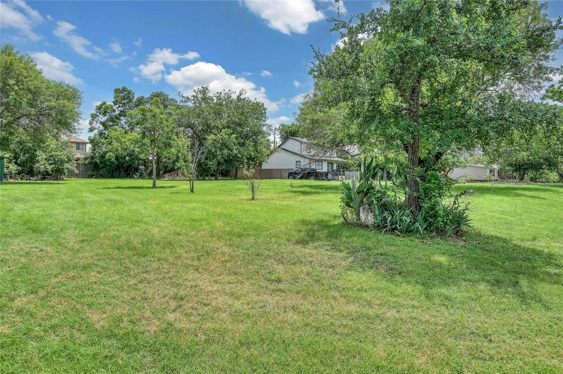 Photo of 538 River Park Road