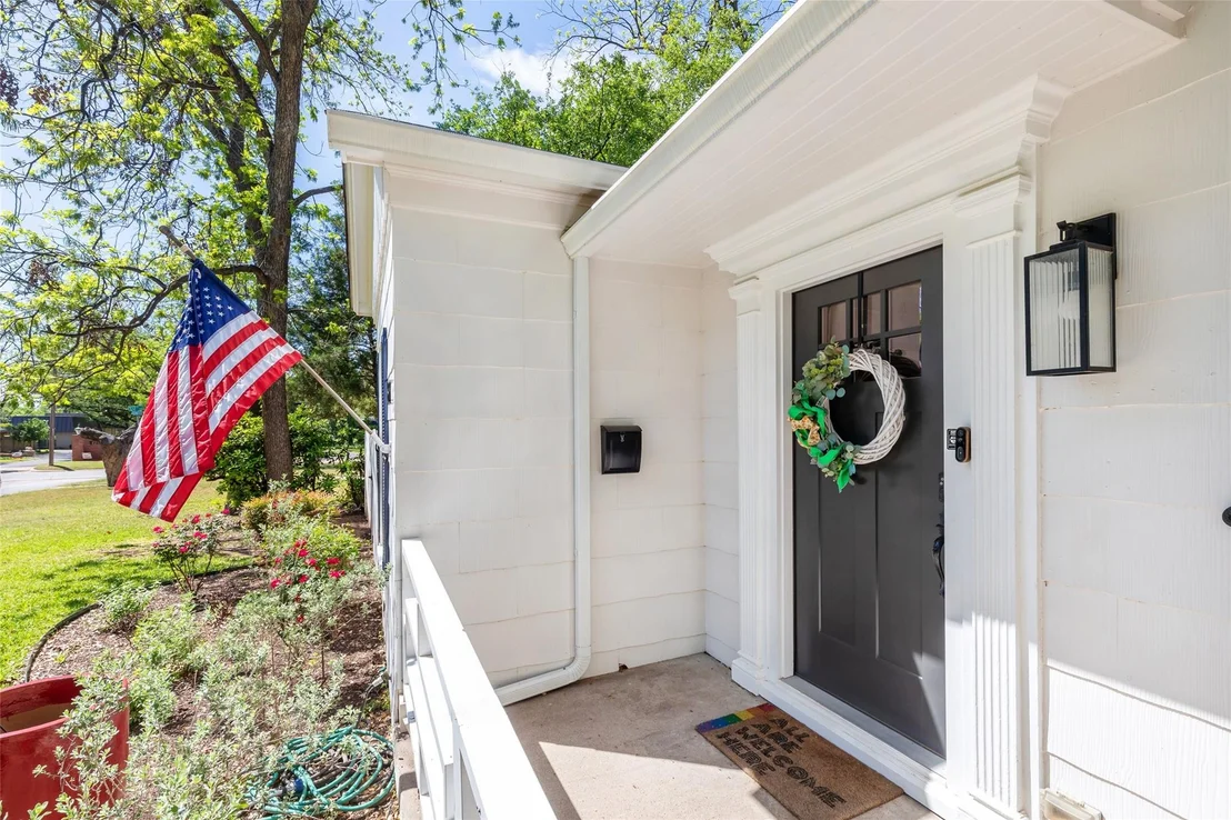 Photo of 1182 Glenwood Drive