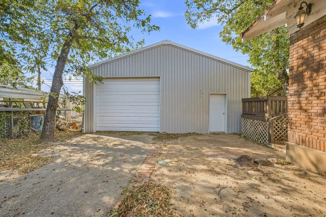 Photo of 924 4th Street