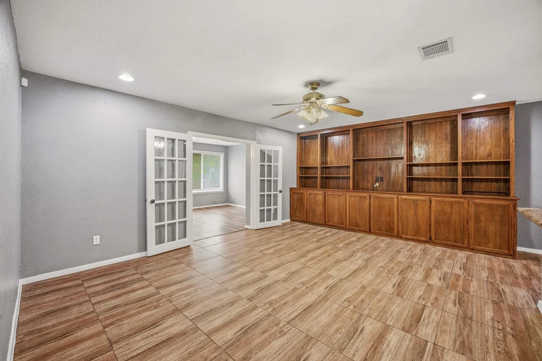 Photo of 1602 Marie Terrace