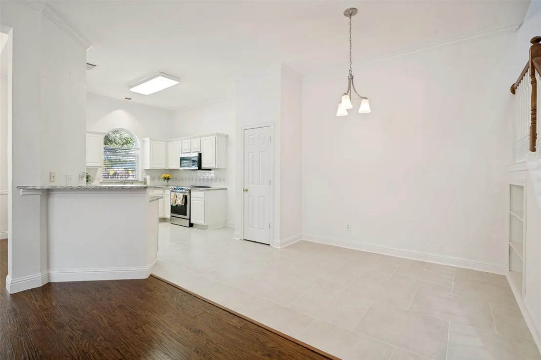Photo of 6924 Harvey Lane