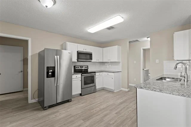 Photo of 3004 Deer Ridge Drive