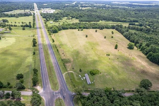 Photo of 15688 US Highway 271