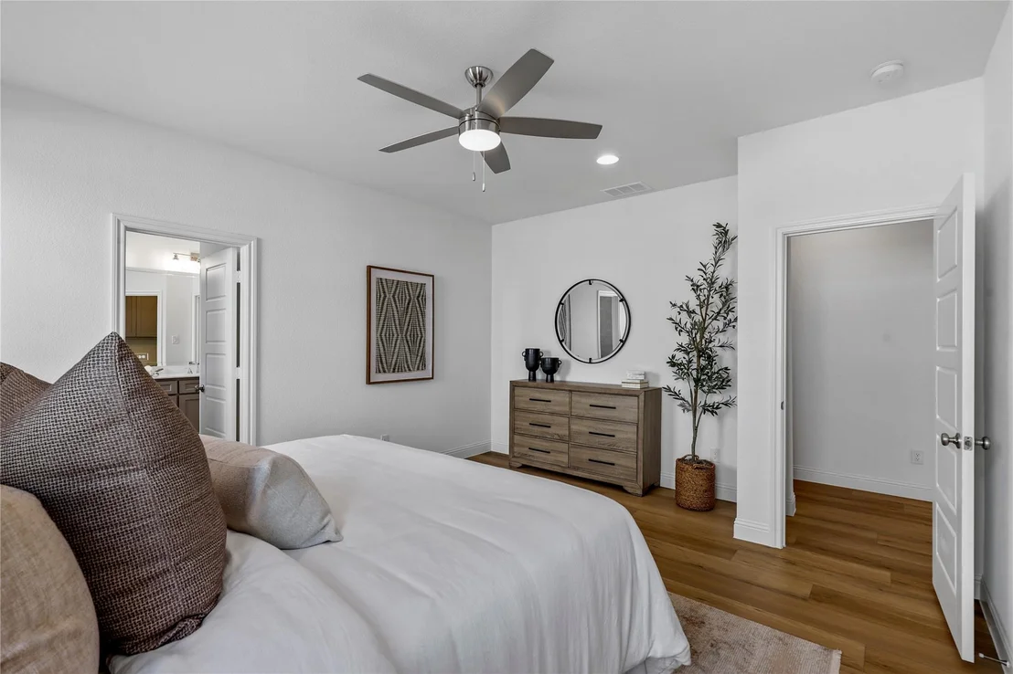 Photo of 406 Sunset Lane