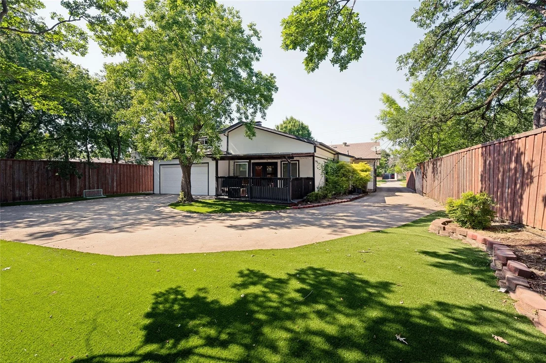Photo of 3518 Townsend Drive