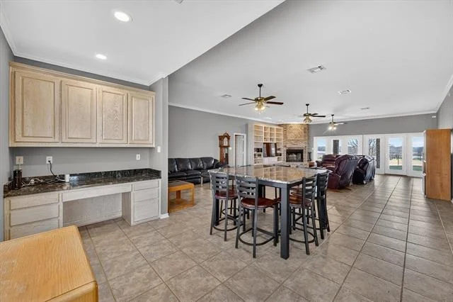Photo of 1141 Lake Halbert Road