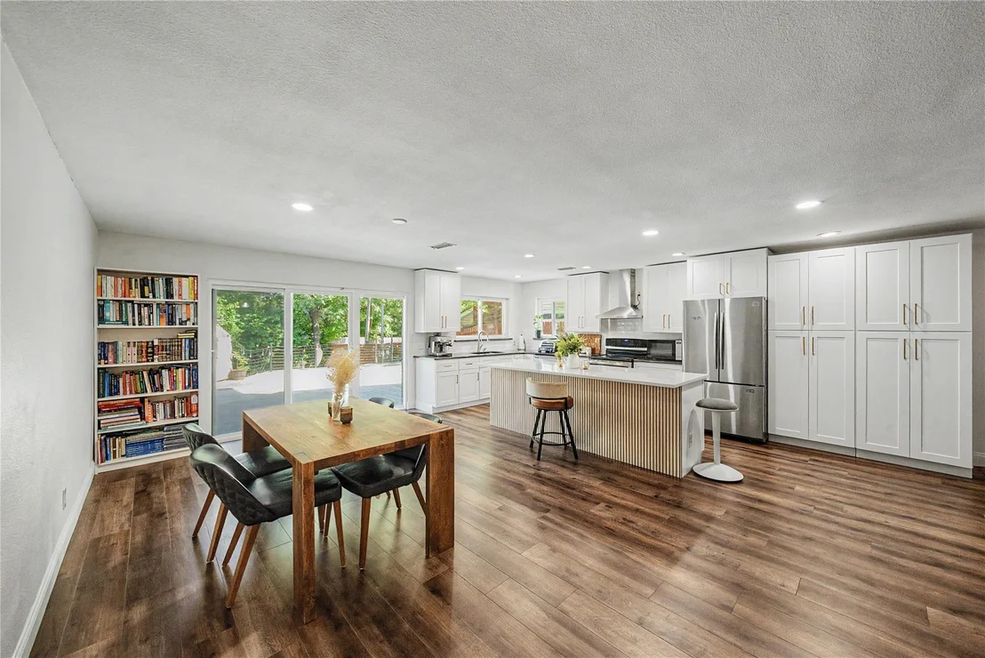 Photo of 509 Westcliff Drive
