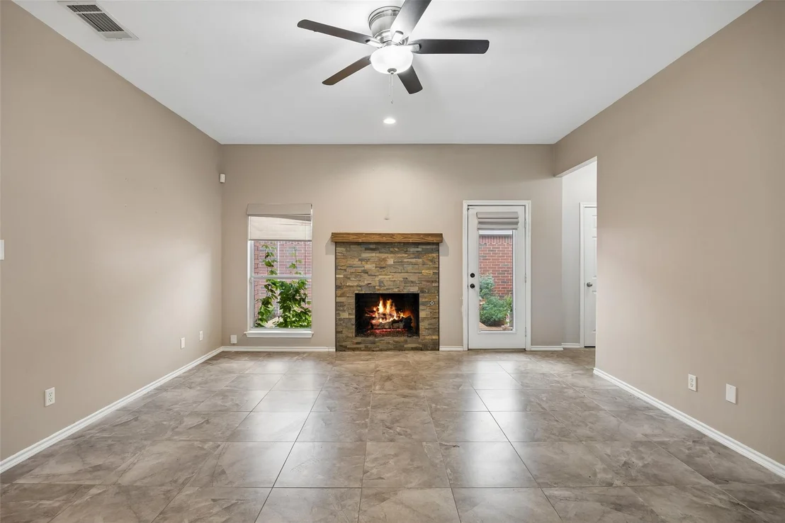 Photo of 716 Ashbrook Drive