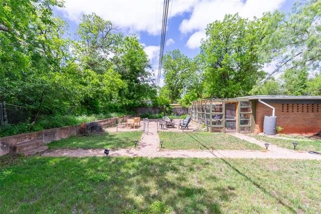 Photo of 734 Westwood Drive