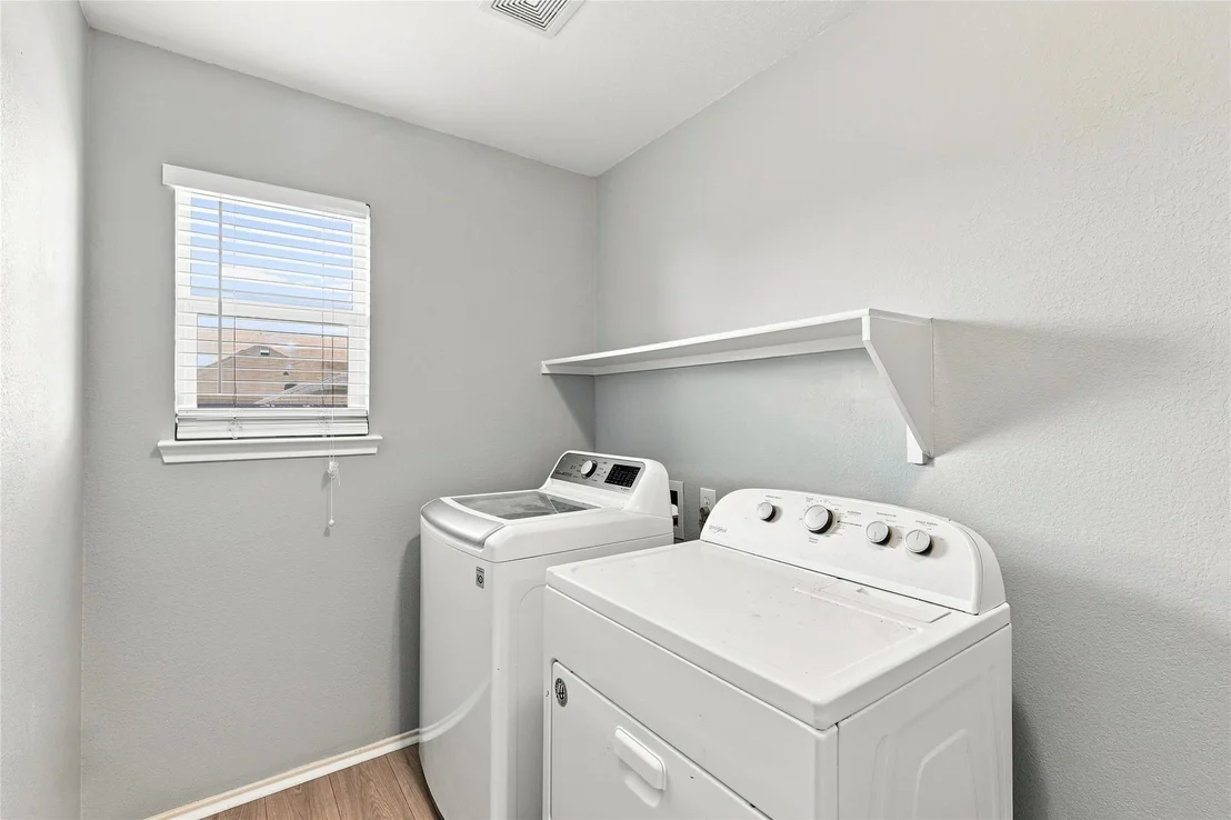 Photo of 2425 Glenhaven Drive