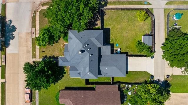 Photo of 751 Livingston Drive