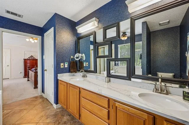 Photo of 893 Parker Drive