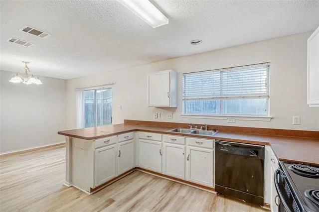Photo of 7845 Whitney Lane