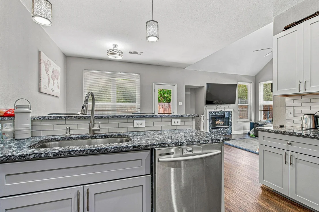 Photo of 901 Tennison Drive