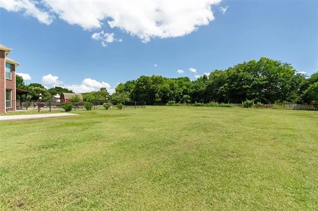 Photo of 2305 Silver Maple Drive