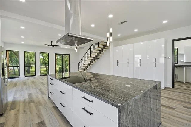 Photo of 2811 Rodeo Drive