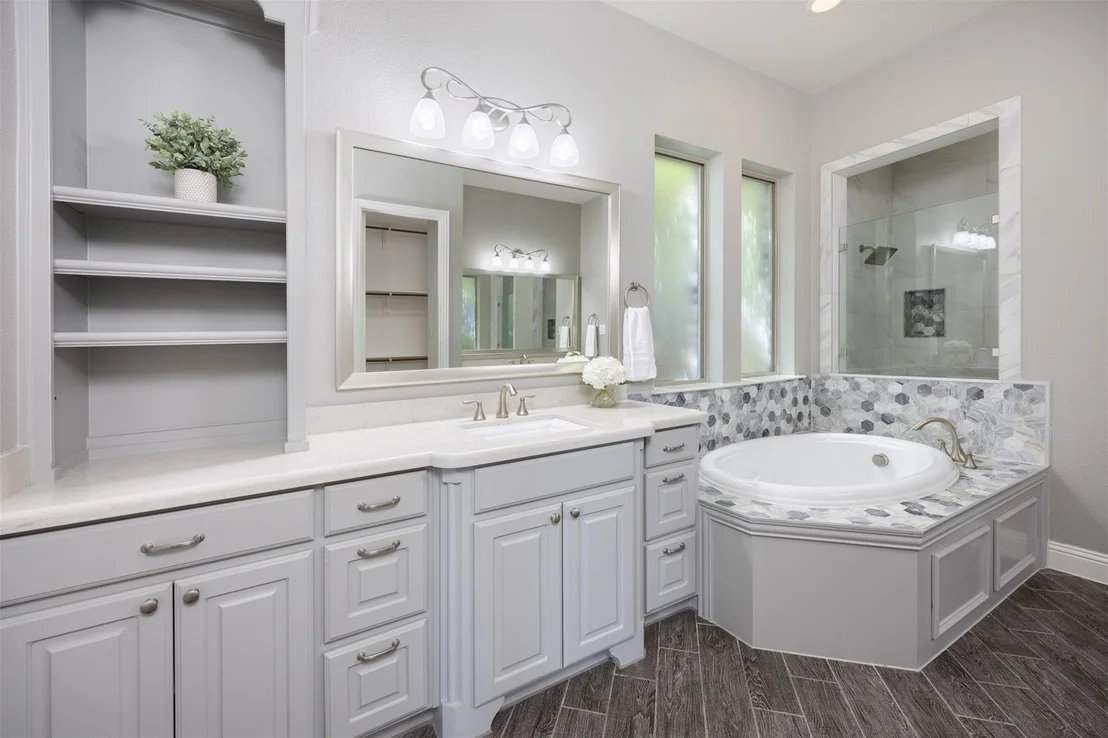 Photo of 1336 Grassland Drive