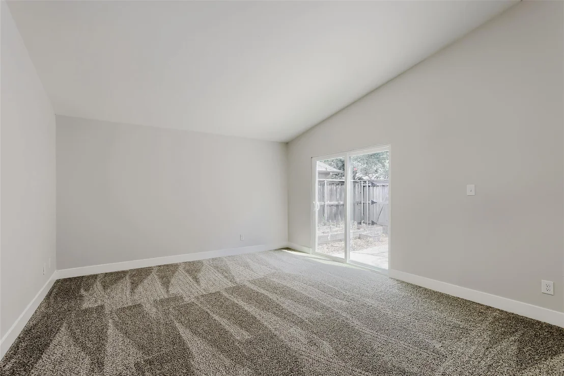 Photo of 3421 Cross Bend Road