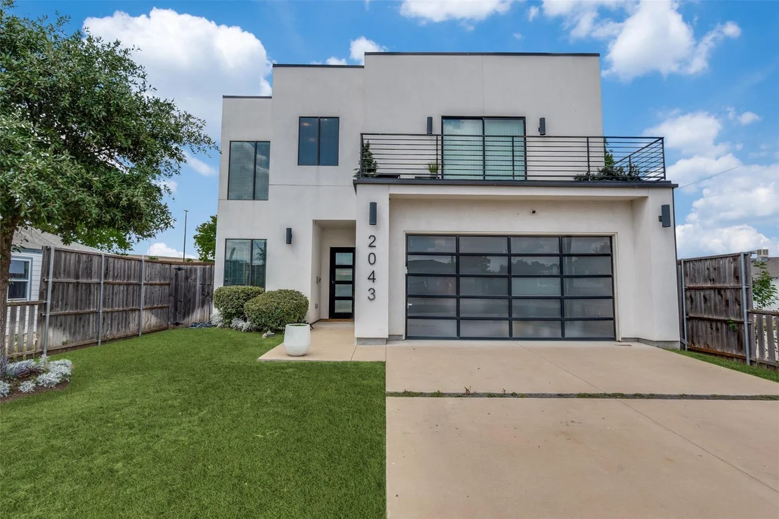 Photo of 2043 Canada Drive