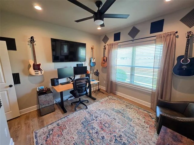 Photo of 5509 Fallbrook Drive