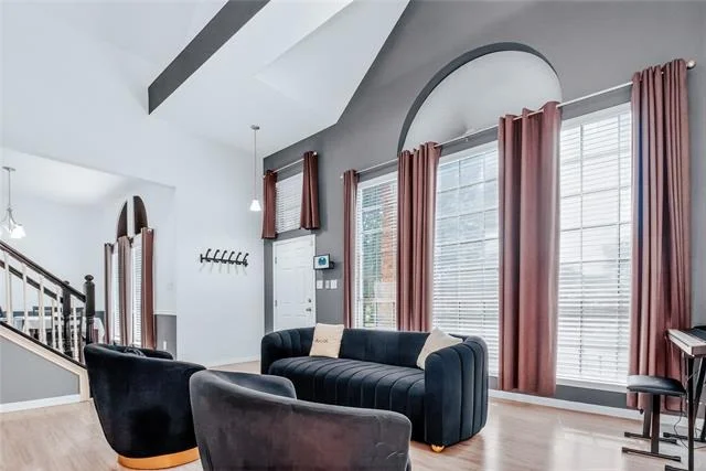 Photo of 751 Livingston Drive