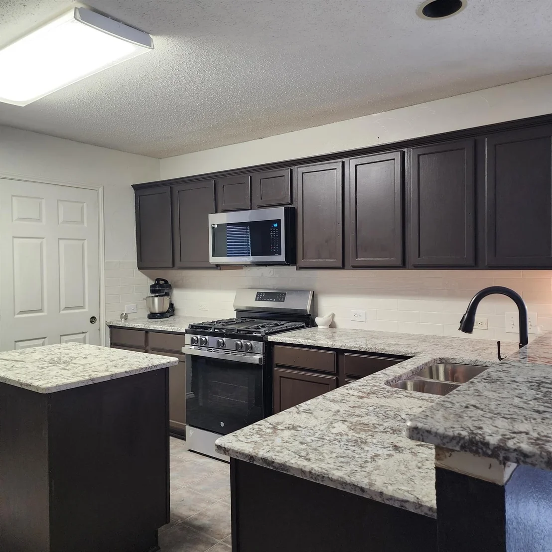 Photo of 4922 Silverweed Drive