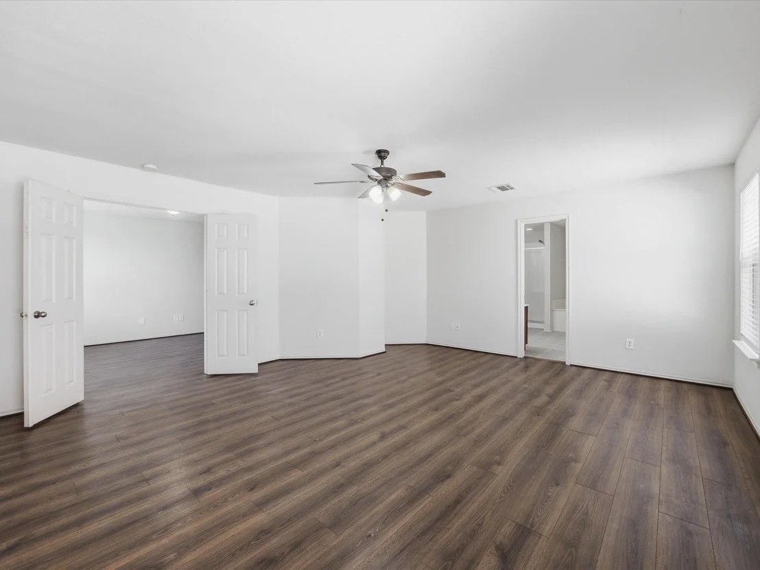 Photo of 2021 Laughlin Road