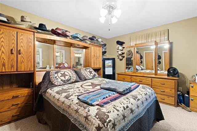 Photo of 7422 Pacal