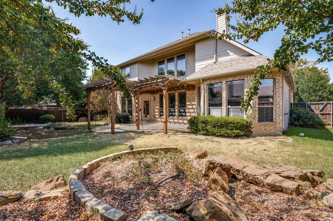 Photo of 522 Oakhurst Drive