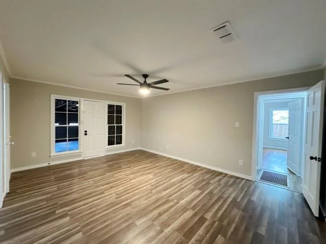 Photo of 302 W Highland Avenue