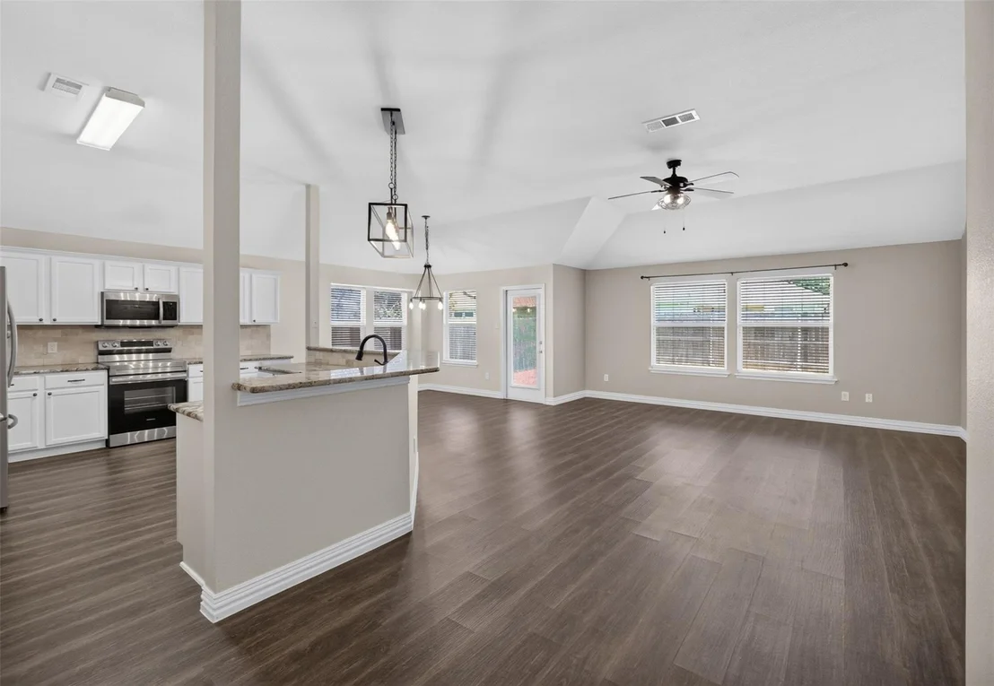 Photo of 9612 Linton Drive